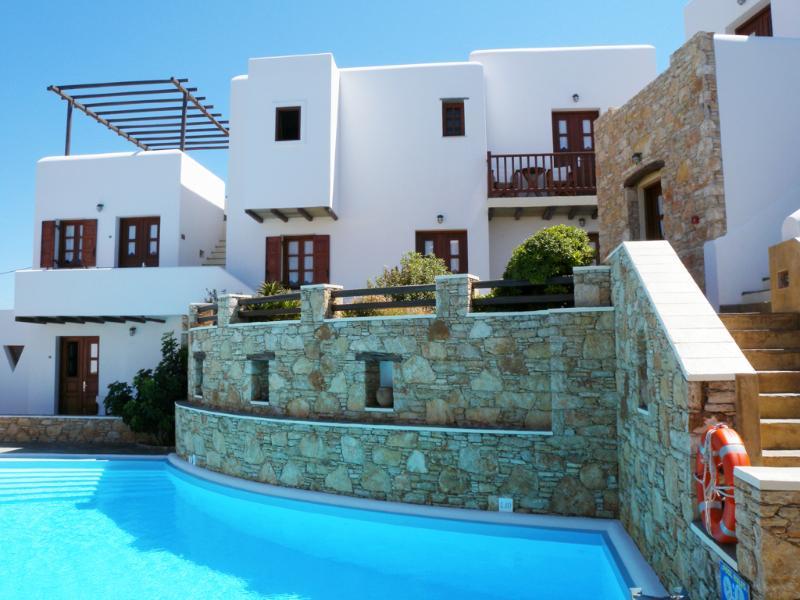 Kallisti Hotel Folegandros Town Exterior photo